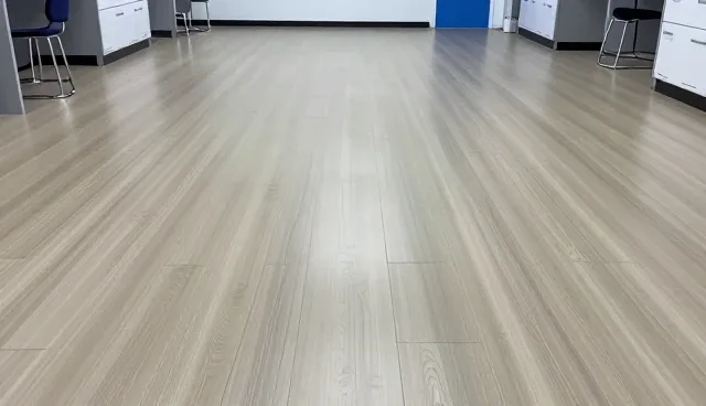 环保地板选型中的湿度影响因素分析